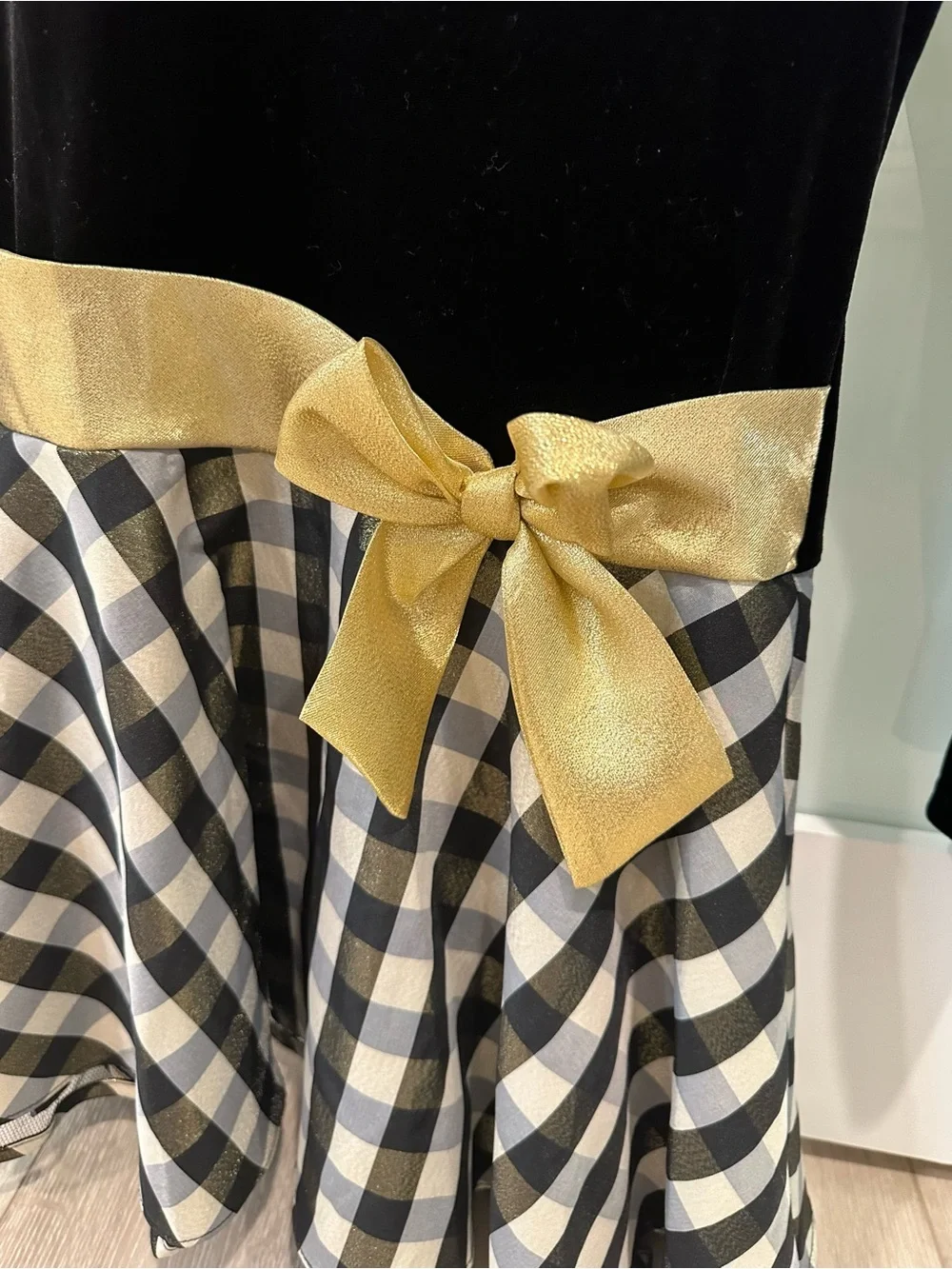 Girls Black Velvet & Gold Bow Plaid Dress - Elegant Holiday Dress 🖤✨